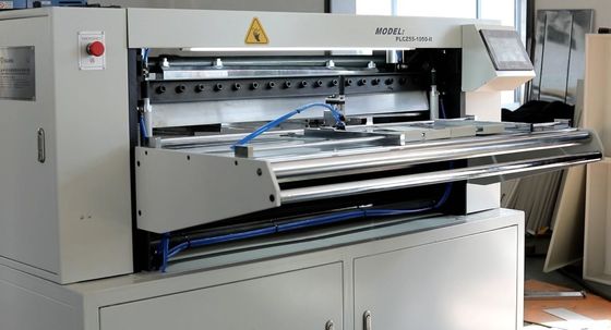 pli de papier de couteau de filtre de 600mm Hepa faisant la ligne de production à la machine